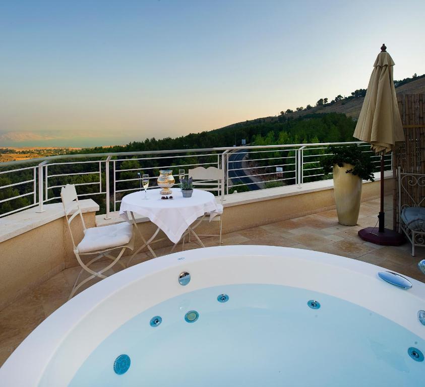 Jasmine Mansion Hotell Rosh Pinna Rom bilde